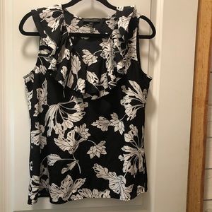 Banana republic sleeveless blouse